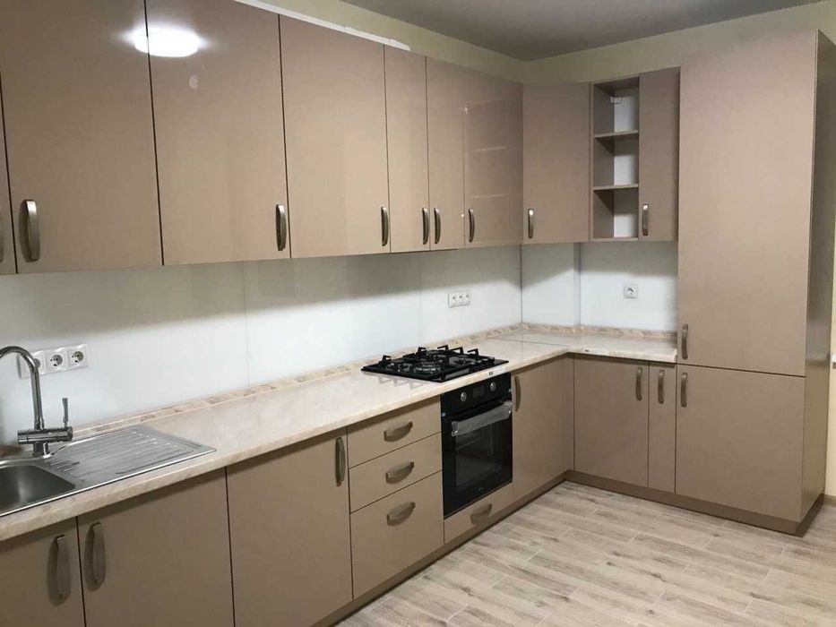 Продаж двокімнатної квартири вул. Грибоєдова з газом| Бам | 2-х кк