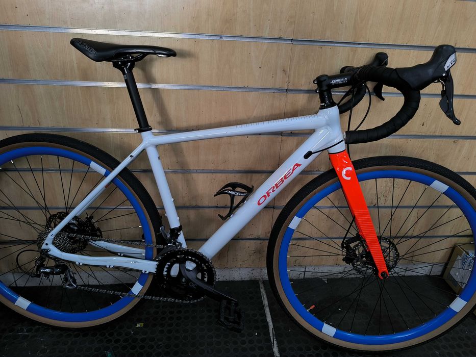 Bicicleta orbea gravel/ estrada