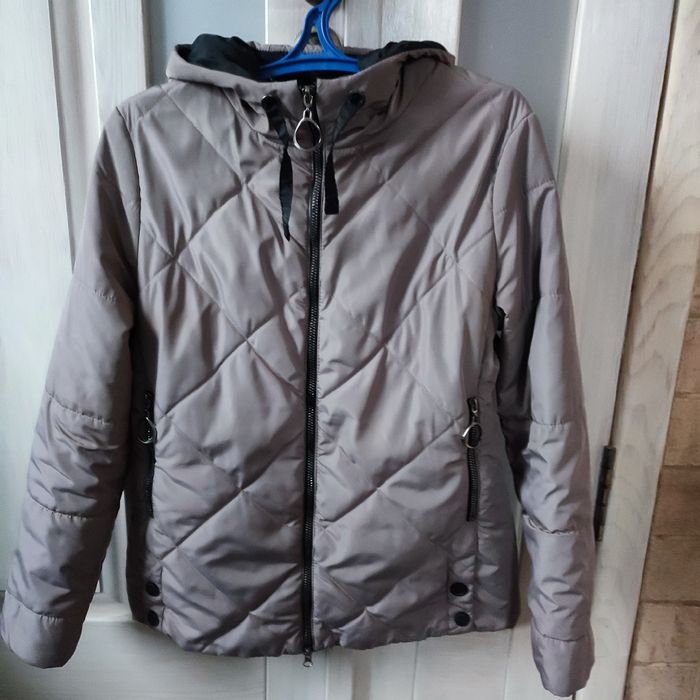 Куртка жіноча осінь-весна