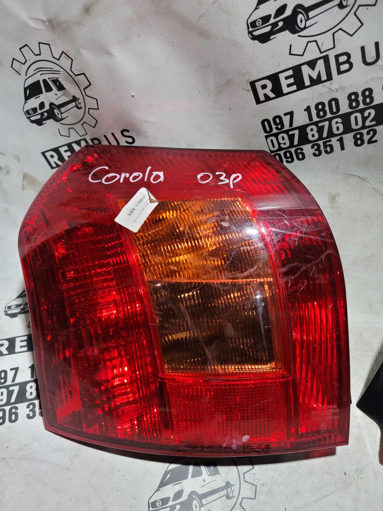 Задні стопи Toyota Corolla ліхтар фонар фара тойота корола