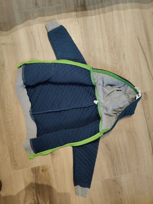 Bluza chłopięca r.104