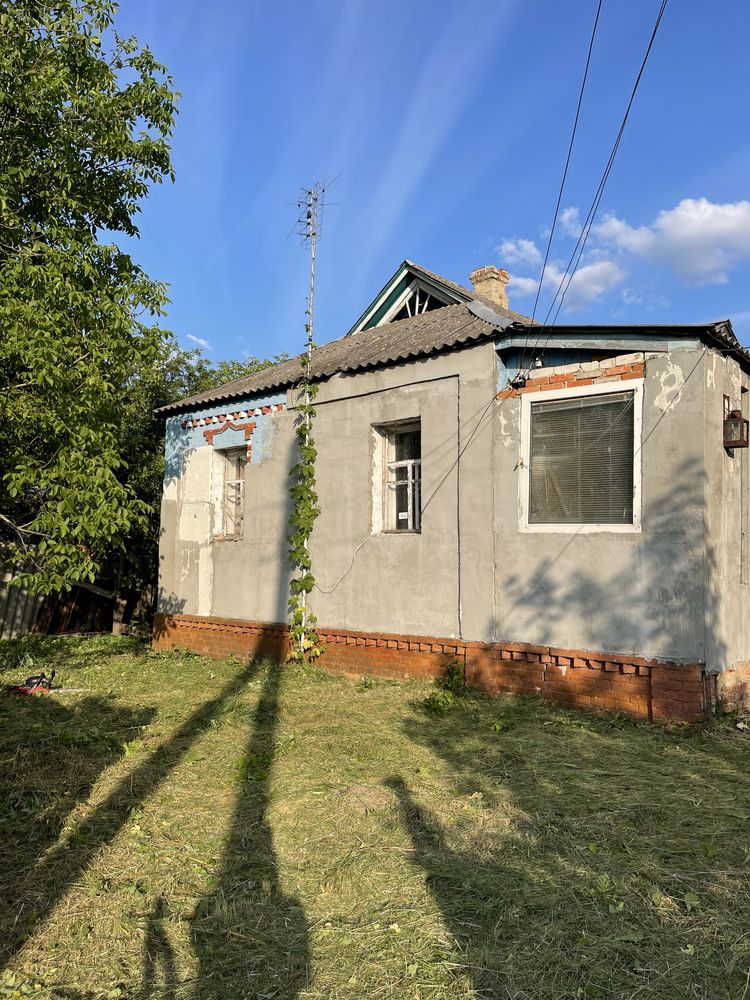 Продаємо будинок