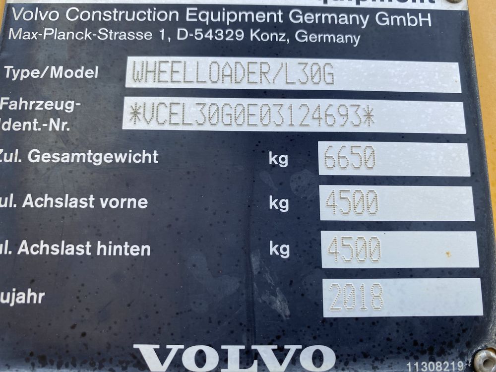 Volvo L30 z waga!!! L35 cat 906 cat 907 kubota 070 komatsu wa80