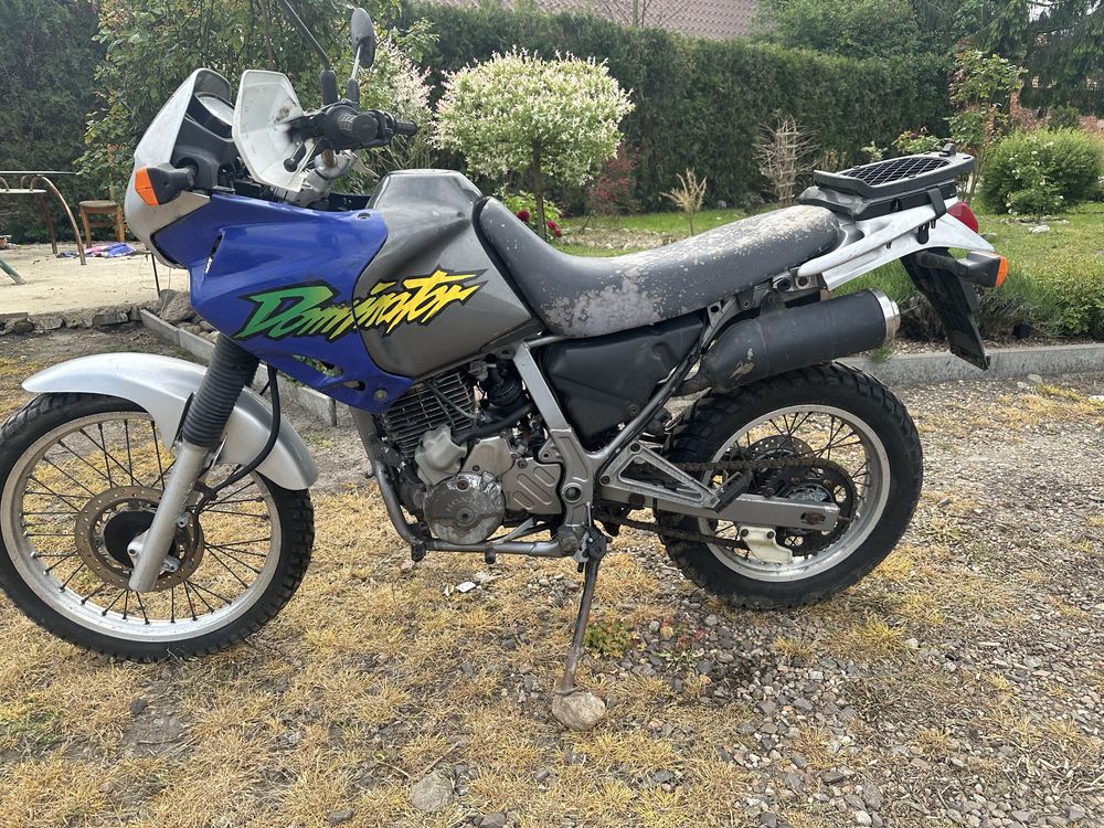 Dominator 650 caly na części!!