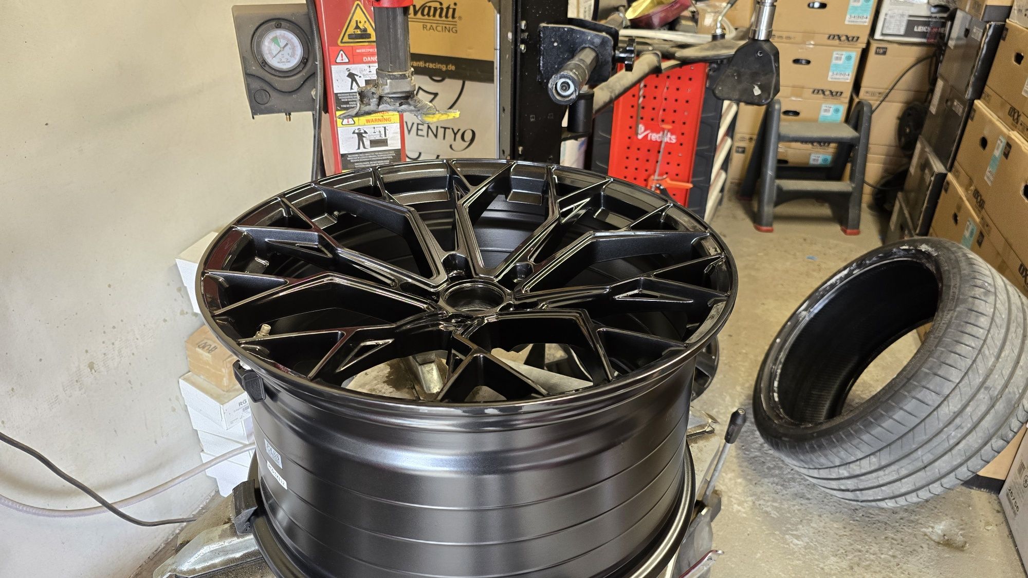 Felgi 5X108 20" Forzza Titan. Volvo XC60 XC90 V90 Ford Peugeot Jaguar