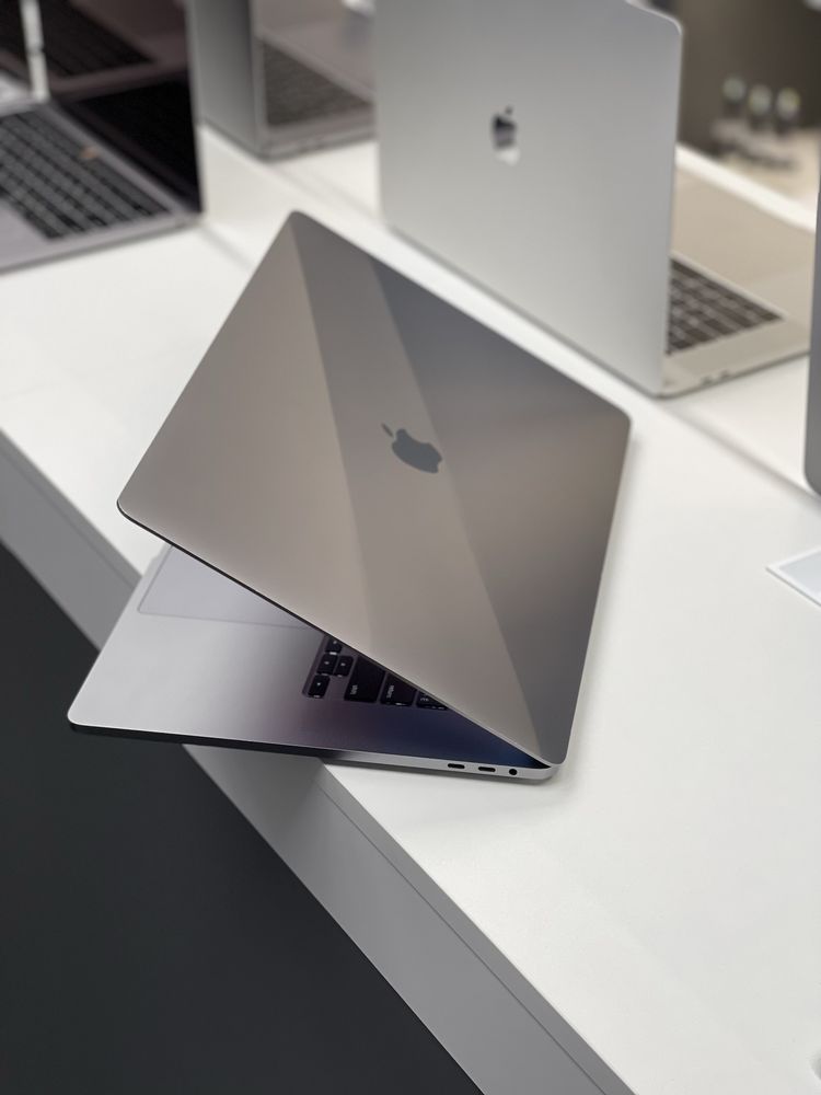 MacBook Pro 16’’ 2019 і7 16GB|512GB+4GB•ГАРАНТІЯ ＞Київ ТЦ Олімпійський