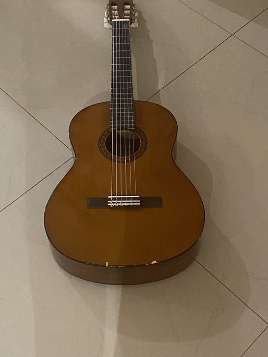 Gitara yamaha CS 40