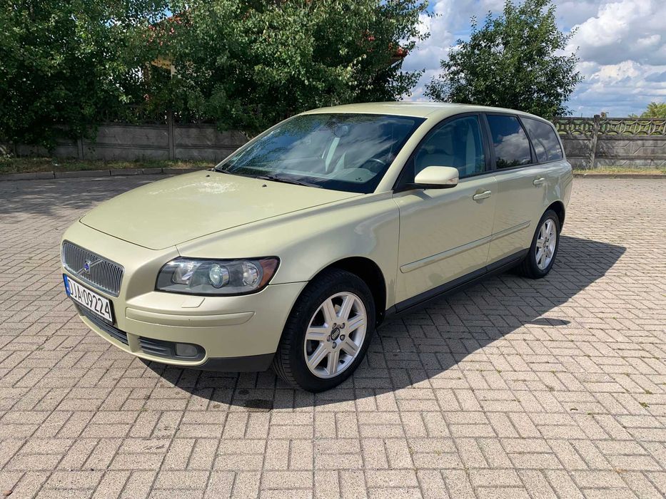 Volvo V50 2.4 LPG automat 2006 rok