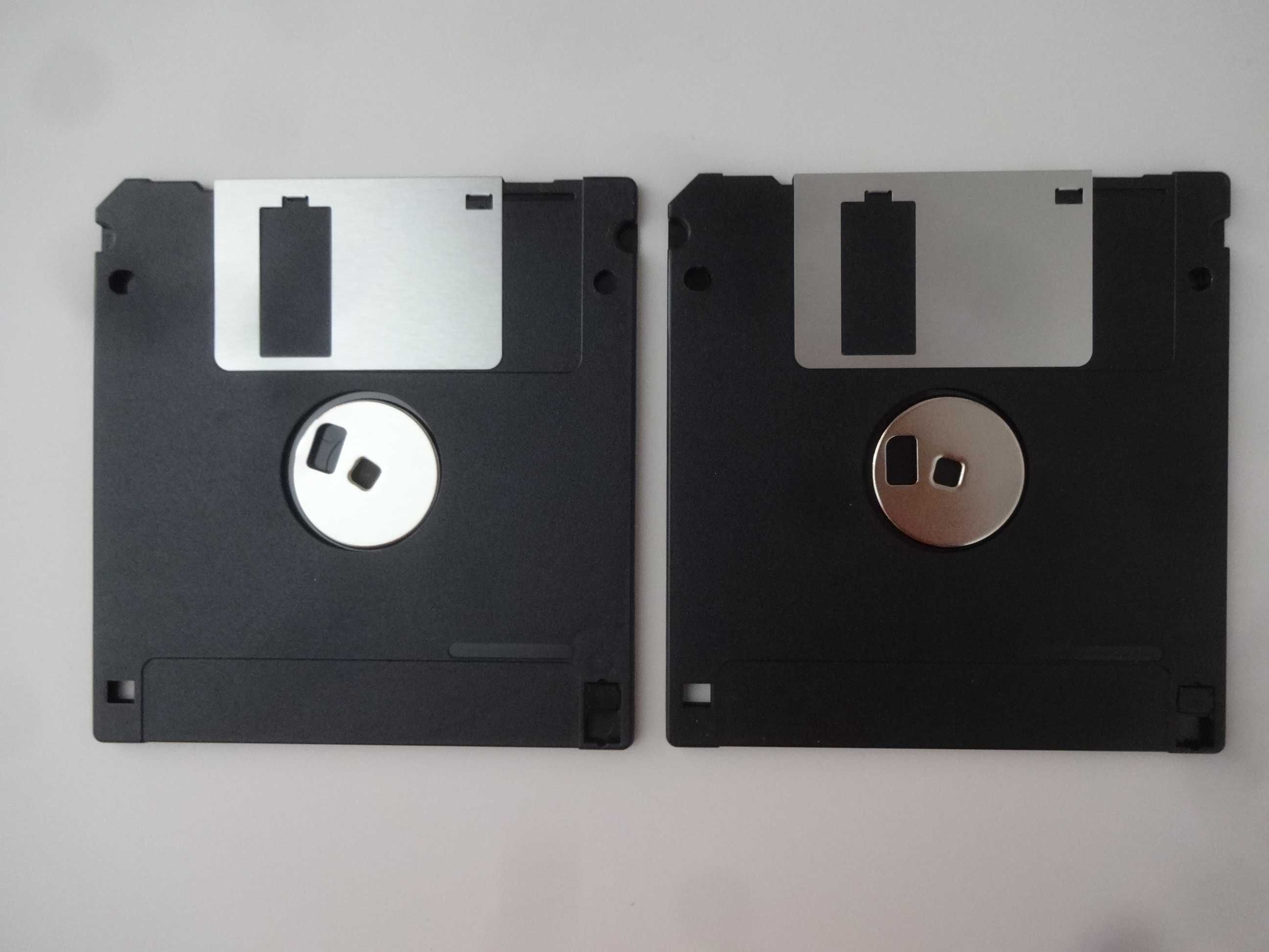 2 Floppy Disk DYSAN retro vintage sprawne przetestowany