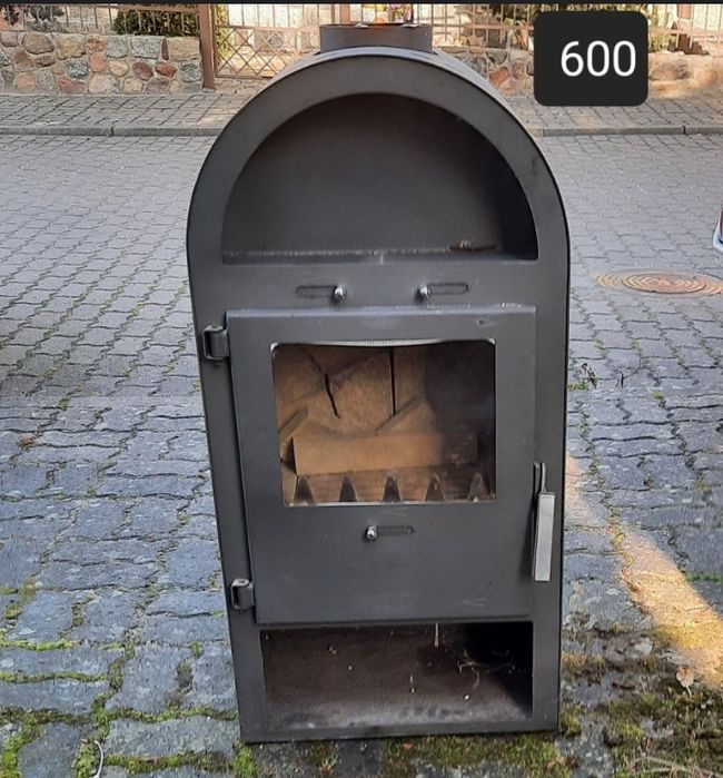 Kominek wolnostojący