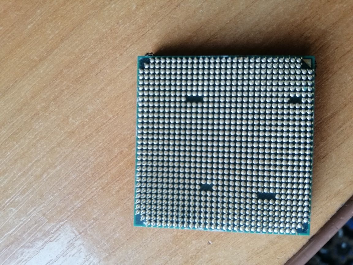 Процесор AMD Athlon II X2 240 2.80 GHz /ADX240OCK23GQ