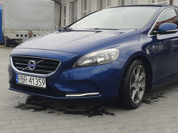 Sprzedam Volvo V40 d2