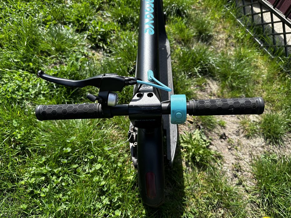 Срочно!!! Електросамокат proove x-city pro black/blue