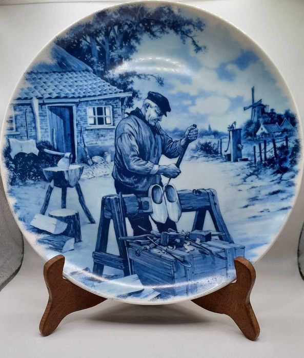 Колекційна тематична настінна тарілка. Фарфор Delft