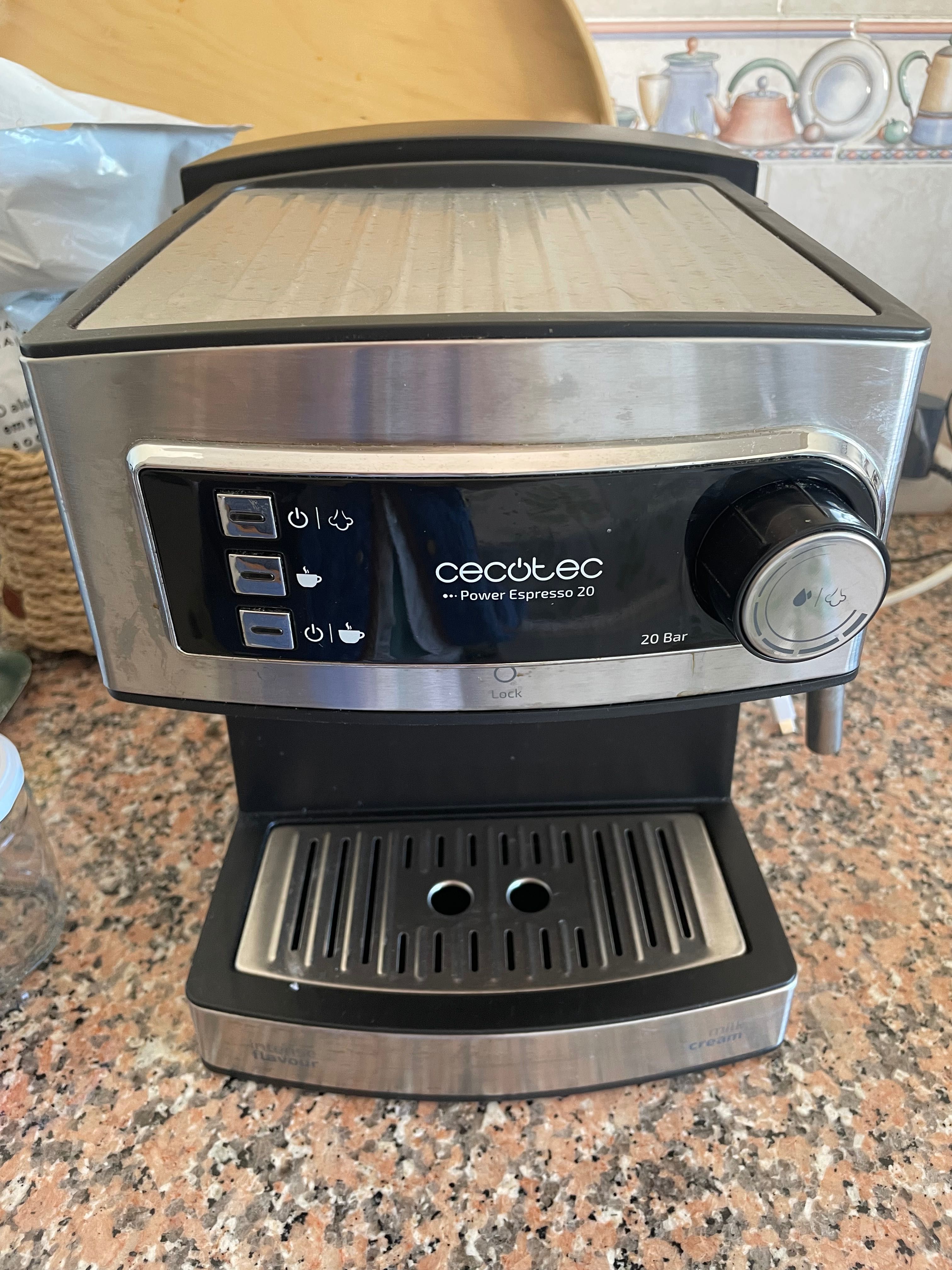 Máquina café cecotec power 20