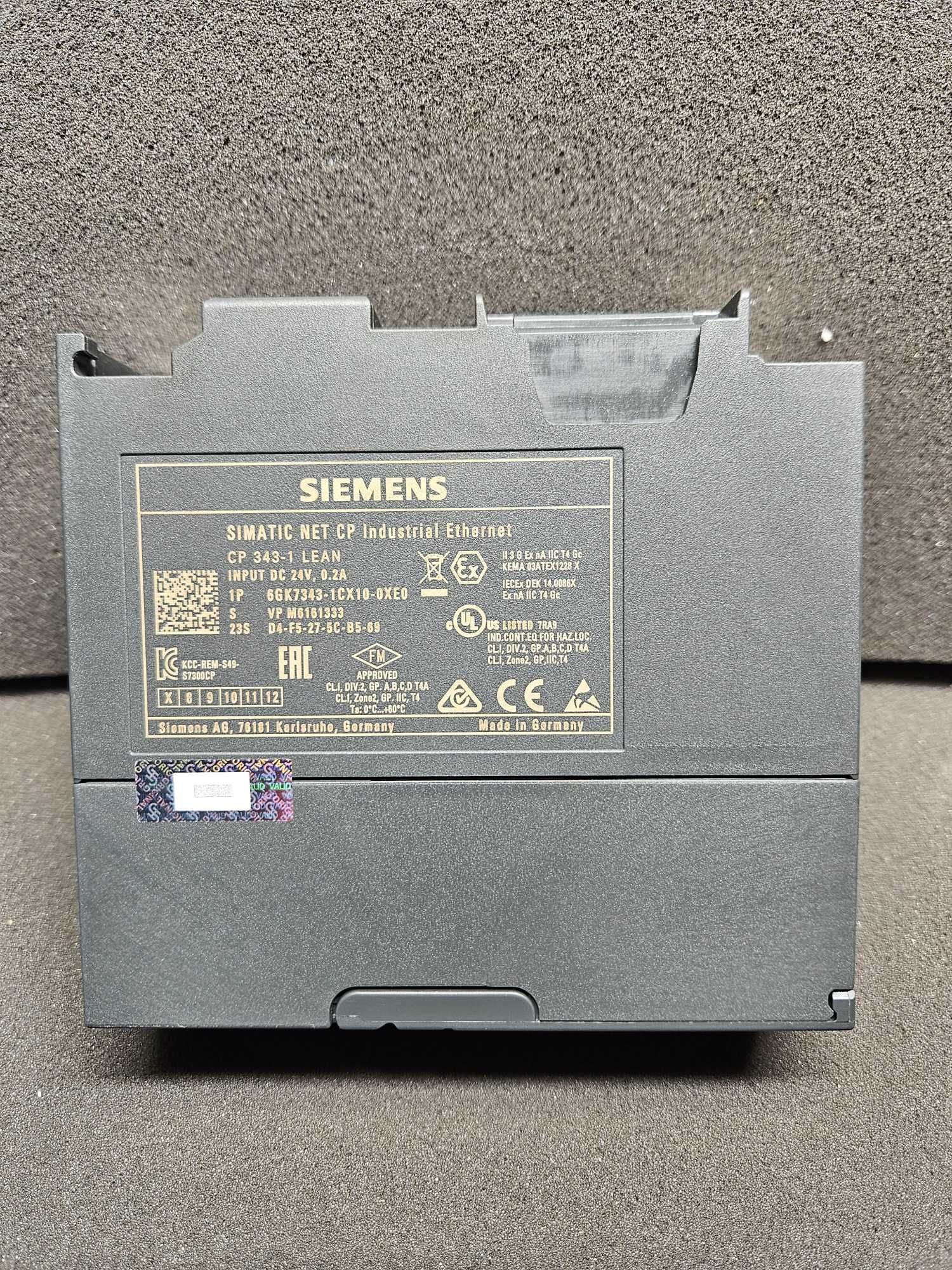 Procesor komunikacyjny Siemens Simatic NET CP S7-300.