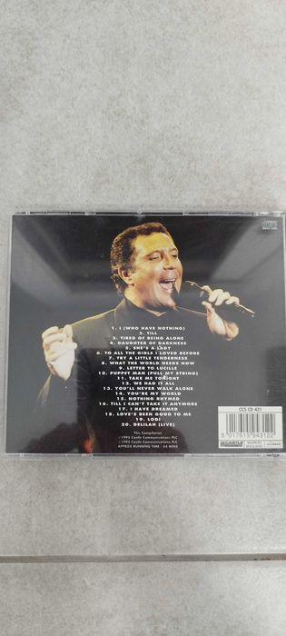 Tom Jones Sings The Greats