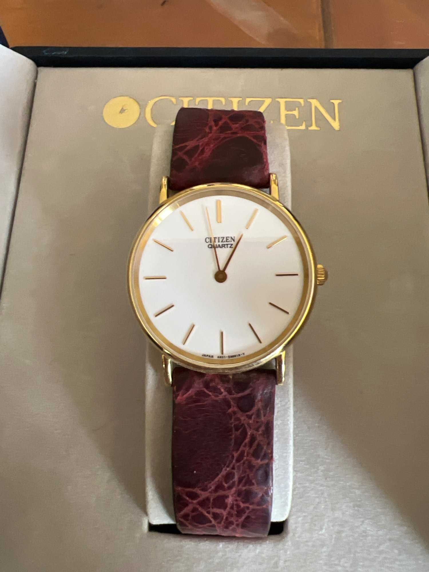 złoty zegarek Citizen unisex 18k