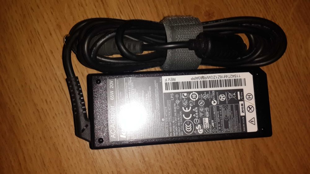 Блок зарядное для ноутбука 19V новый