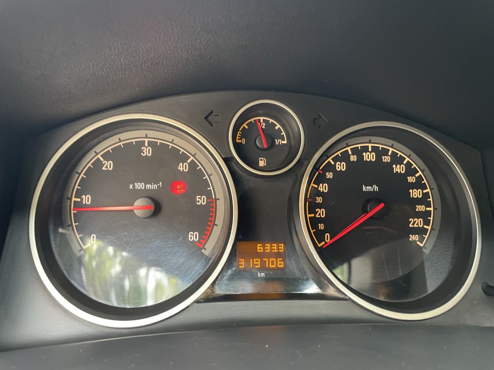 Opel astra H 2005 1.7 турбо дизель
