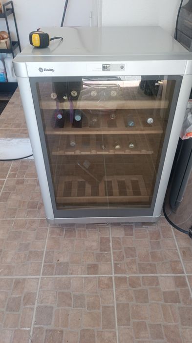 Venda frigorífico de vinho