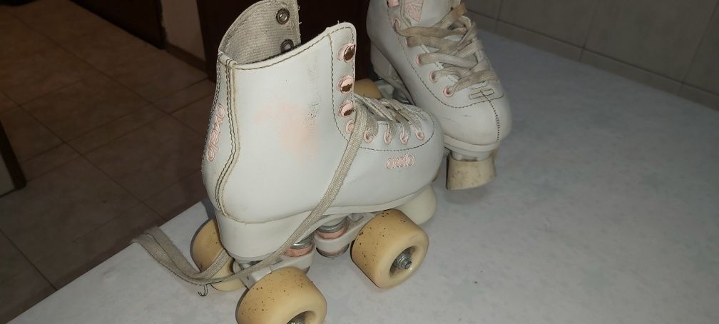 Patins como novos