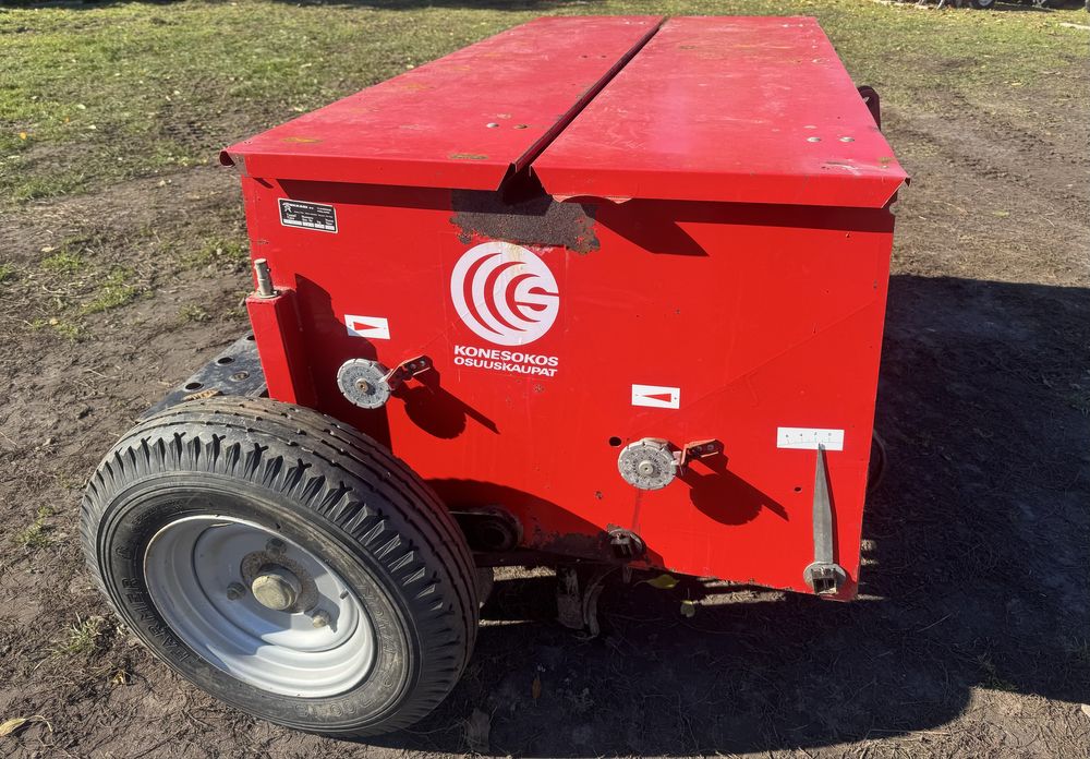 Сівалка зернова навісна 2м дискова  з міндобривом SIMULTA JUNKKARI 200