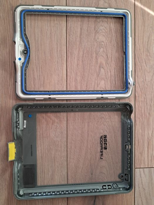 Sprzedam wodoodporne etui do iPada.