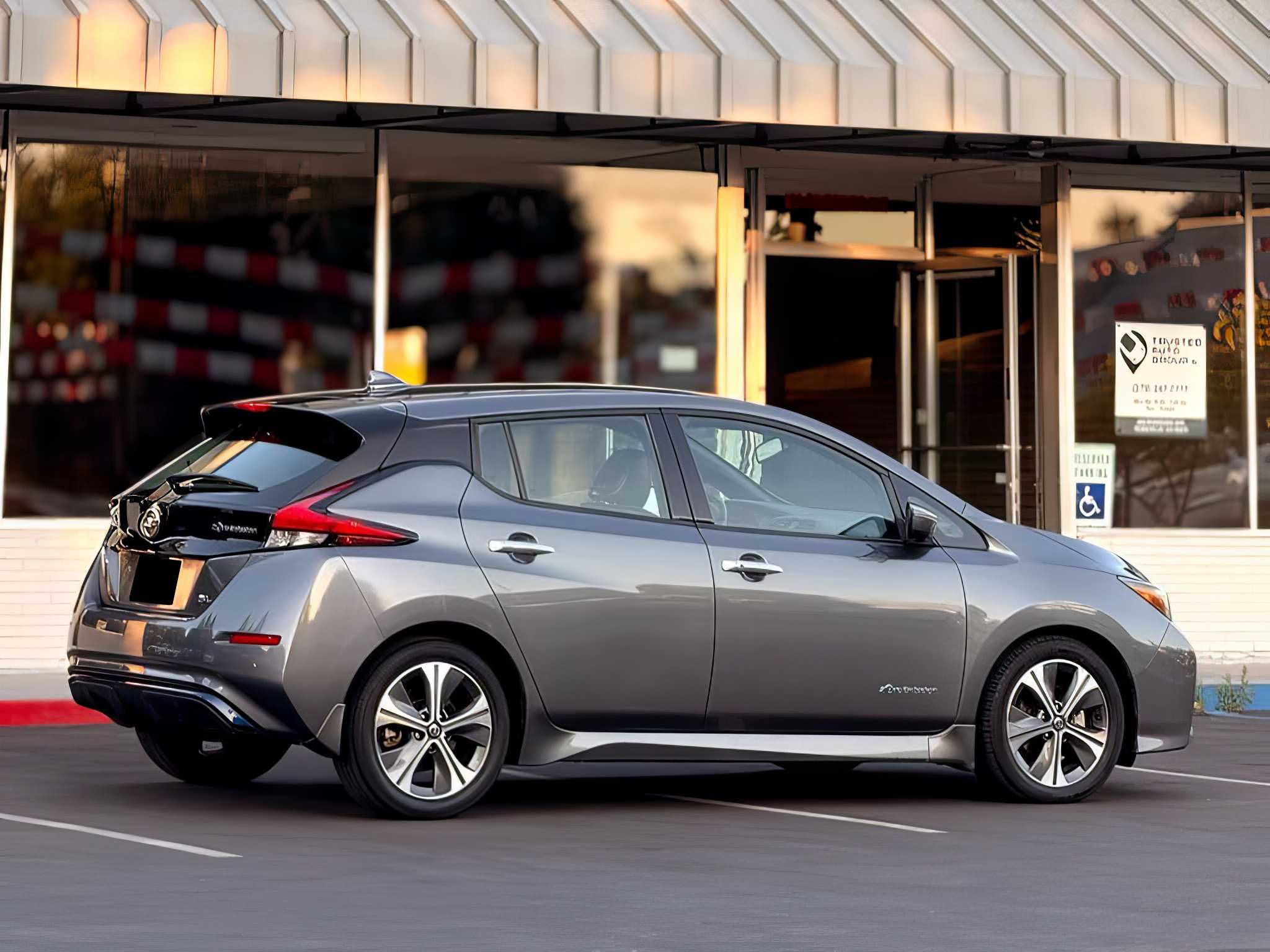 2018 Nissan LEAF