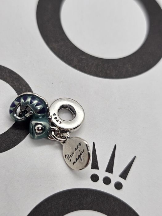 Zawieszka charms kameleon świecący s925