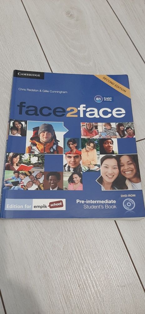 Podręcznik do angielskiego face2face, Pre-intermediate