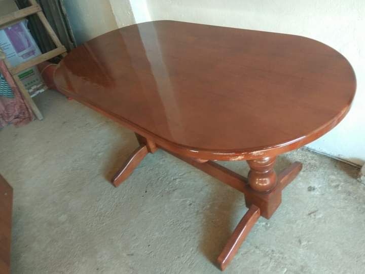 Продається табуретки і столи