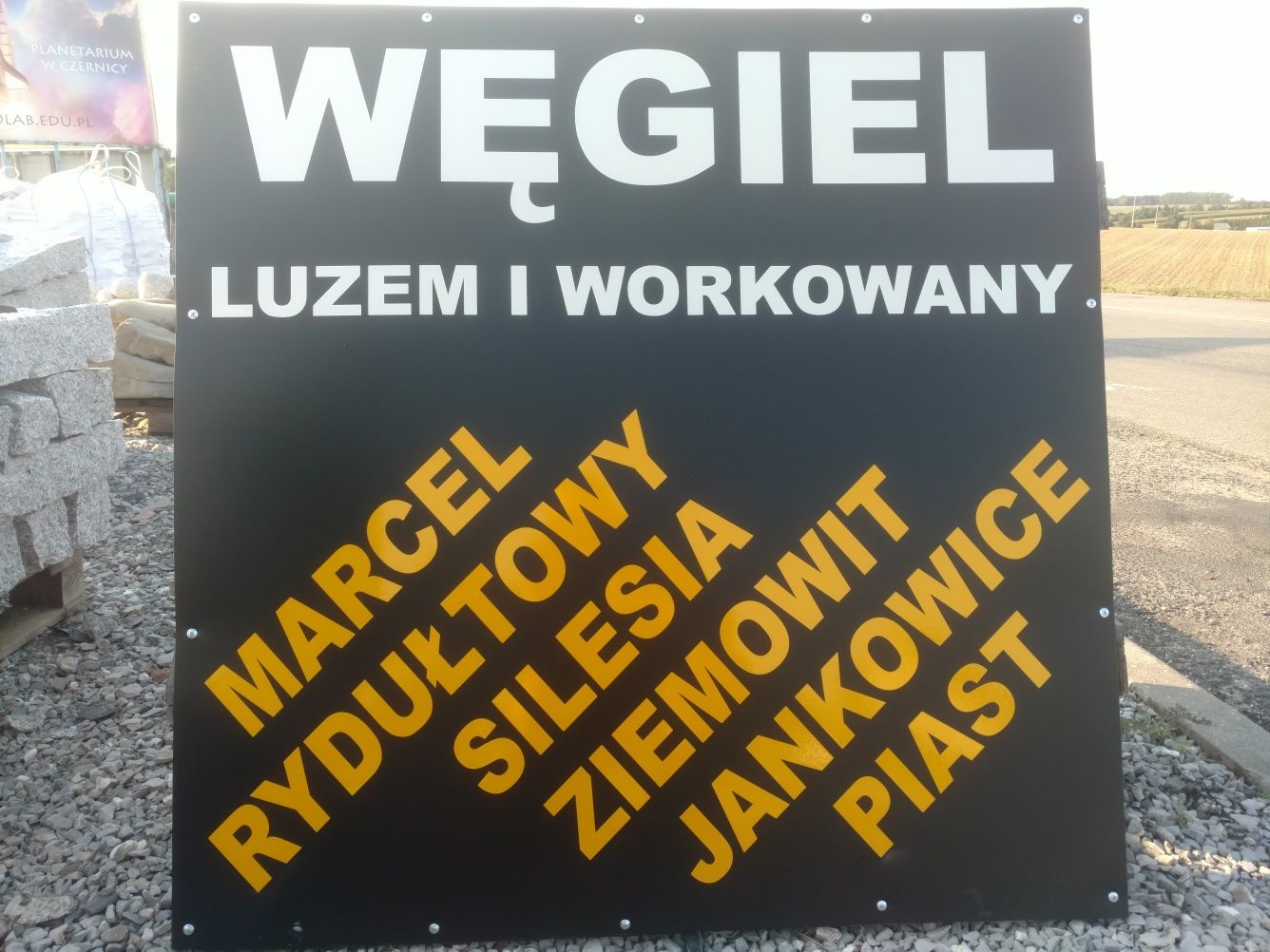 Kamień grys granitowy Dalmatyńczyk kora kamienna ozdobny kamyk ziemia