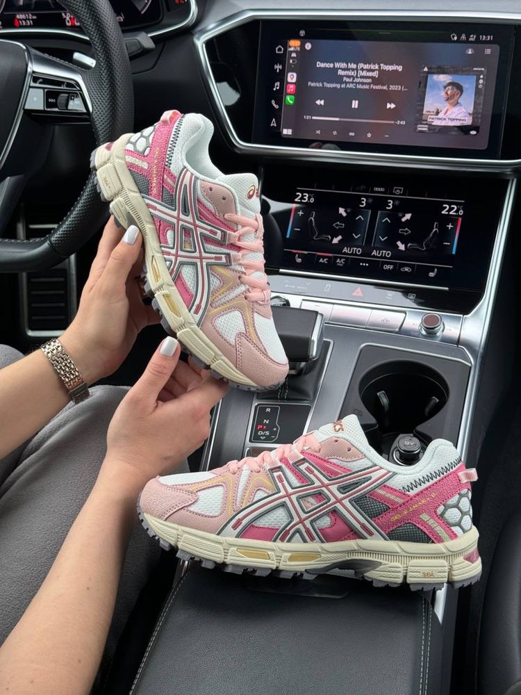 ЗНИЖКА! Жіночі кросівки ASICS Gel - Kahana 8 Pink