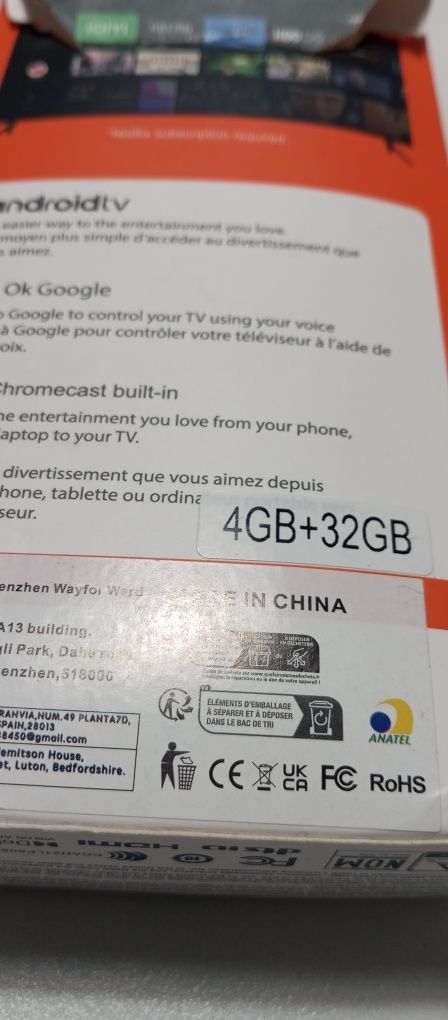 Box 8K stick 4+32 gb nova