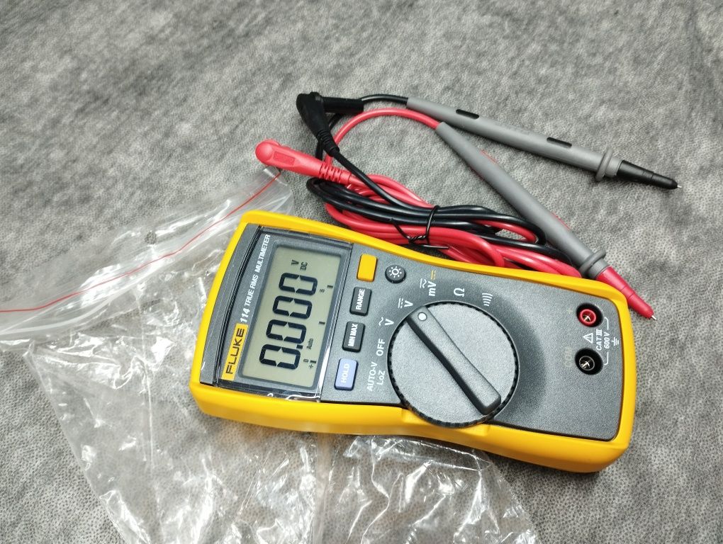 Multimetr cyfrowy Fluke 114