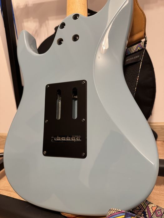 Ibanez azes40 w kolorze purist blue + pokrowiec