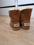 Ugg śniegowce mukluki r. 23
 brązowe karmelowe z futerkiem