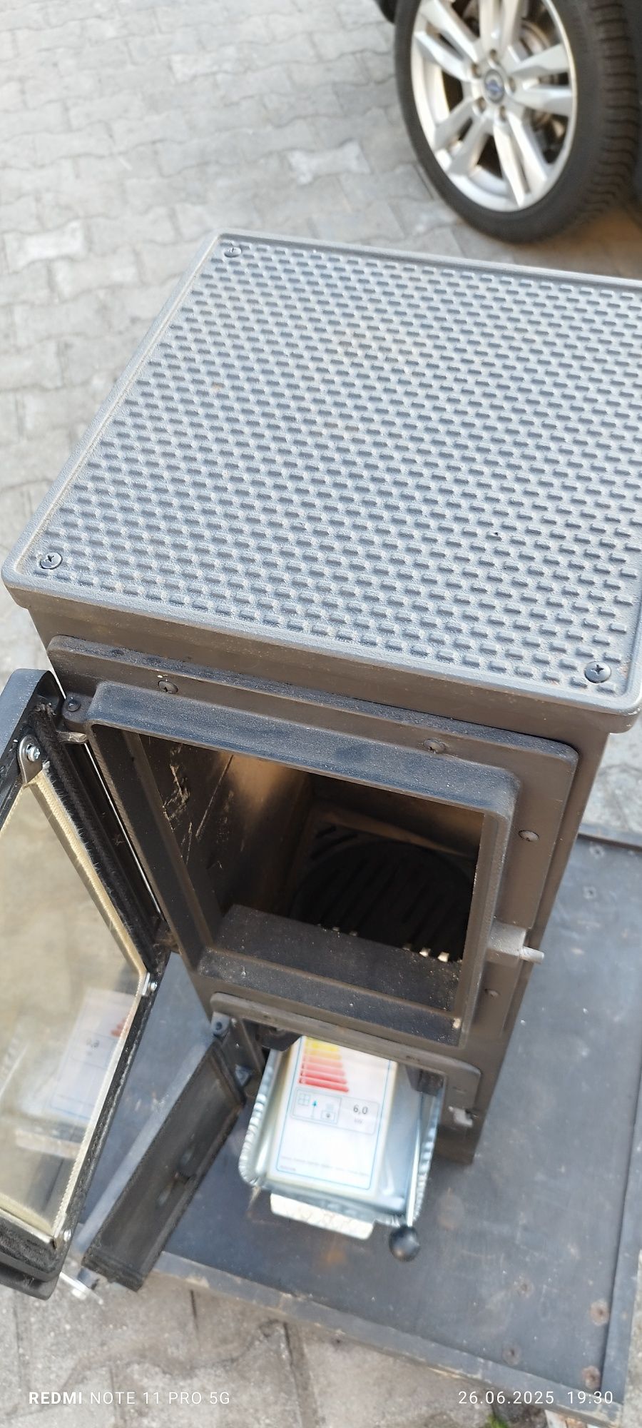 Nowy piecyk koza z szamotem i szybą moc 6 Kw.