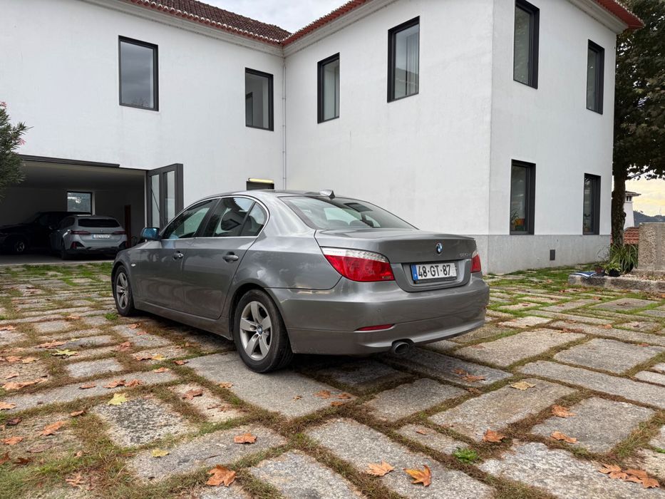 BMW 520 D Livro de revisões