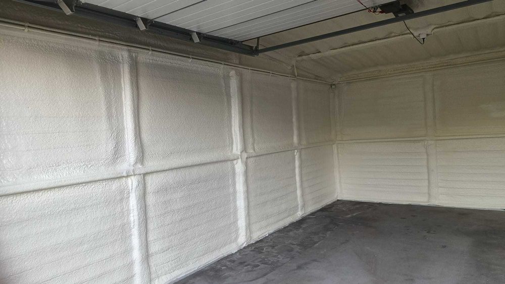 Ocieplanie Pianą PUR, ocieplenie Piana PUR, Izolacja Natryskowa