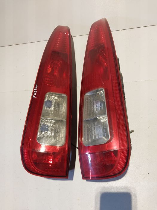 Ford fusion lift polift lampa tylna tył prawa lewa prawy lewy