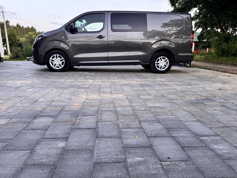 Opel Vivaro 2.0 CDTI XL-MAXI! Long !! Klima! Ciężarowy 6-osób!!