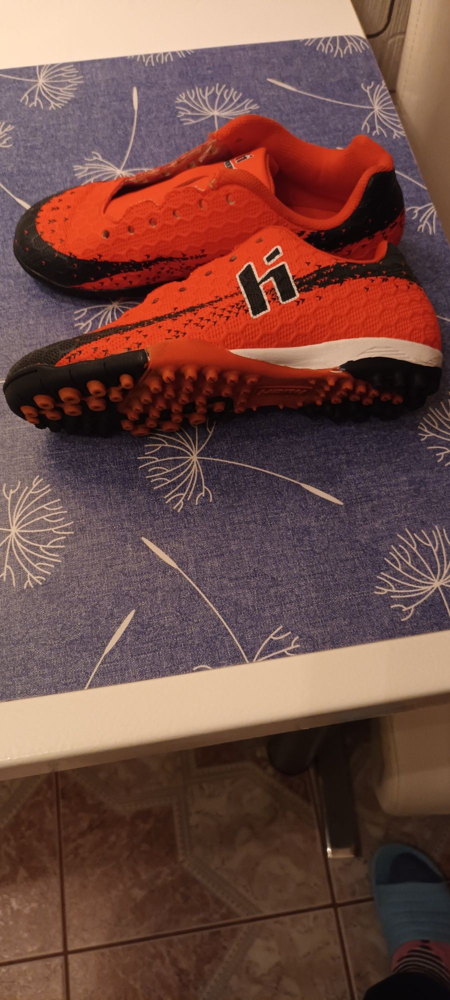 Sprzedam sportowe adidasy