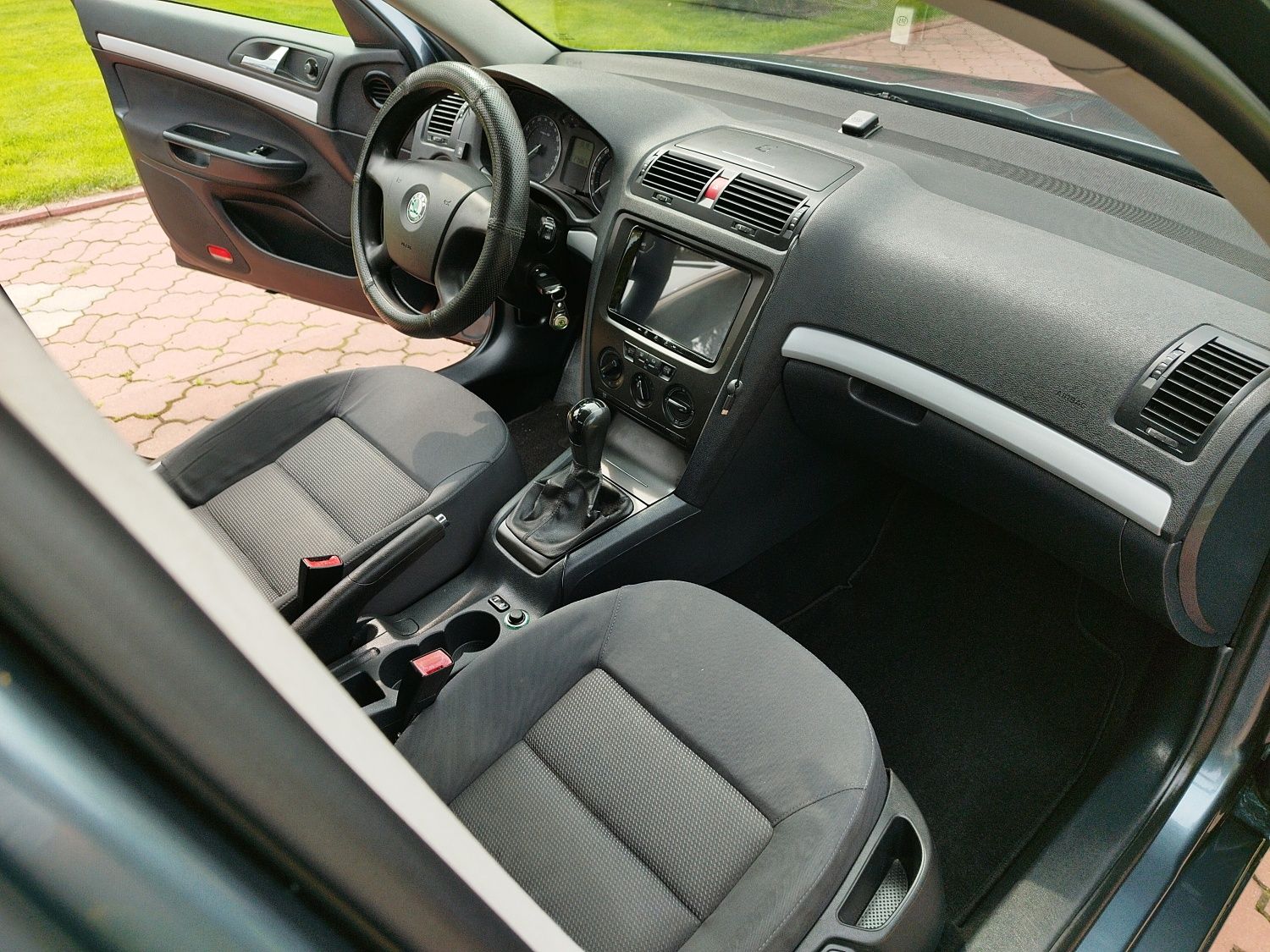 Skoda  Octavia II 1.6MPI 102KM +LPG