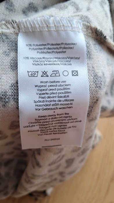 Sweterek niemowlęcy w rozmiarze 80 9-12 mies.