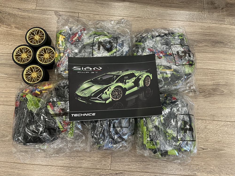 Конструктор LEGO Technic Lamborghini Sian