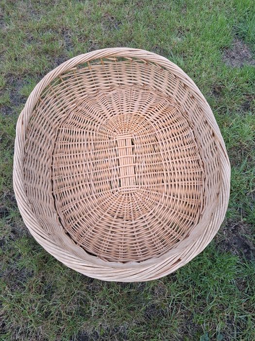 Kosz dla dużego psa ze