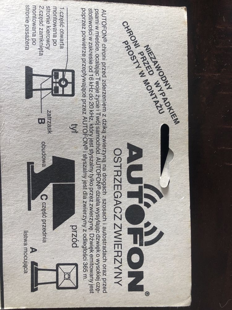 Ostrzegacz dla kierowcy i zwierzyny do auta