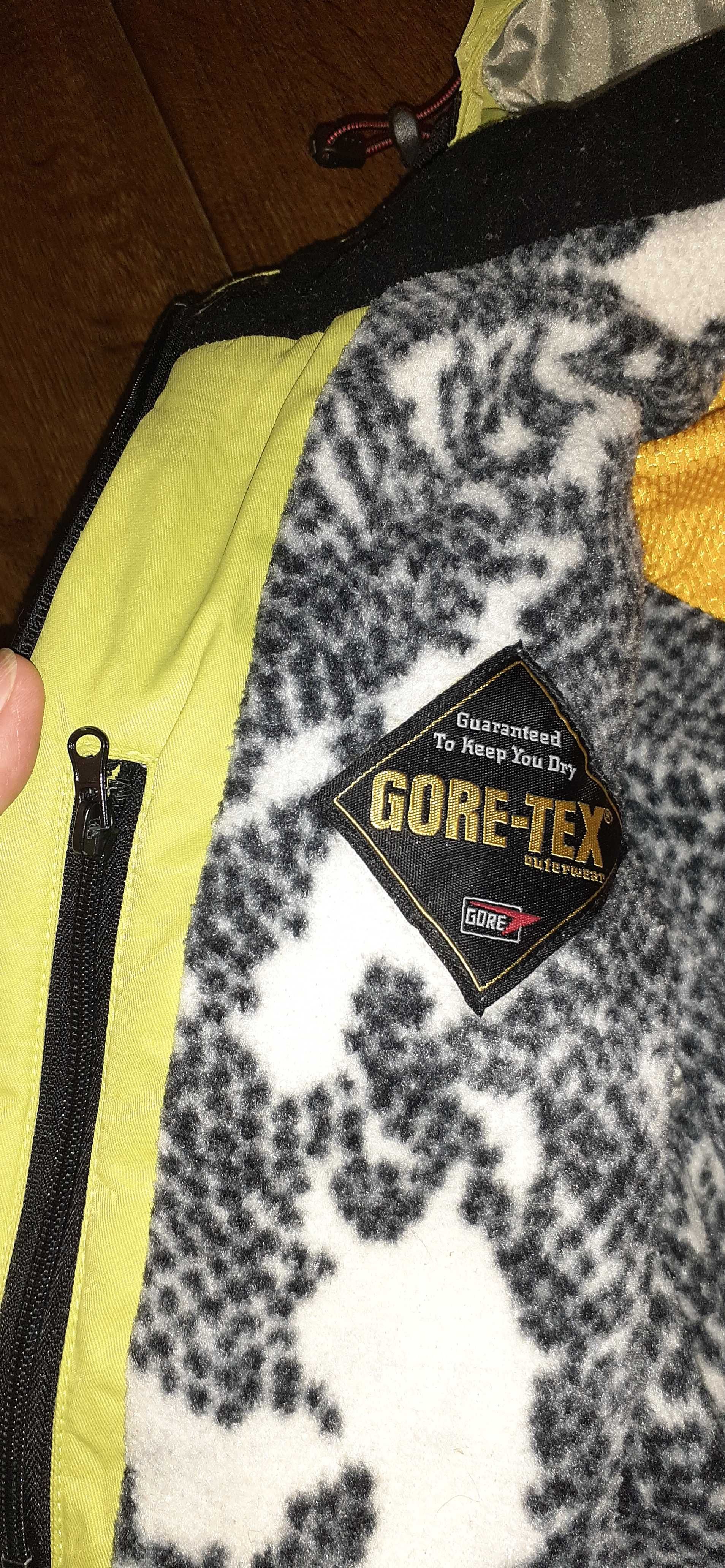 Лижна яскрава куртка Gore-Tex/куртка